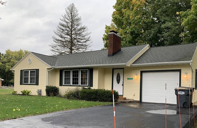 2 BR Beauty - Lg yard/patio - 10 min to beach!