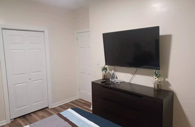 2 comfortable bedrooms
