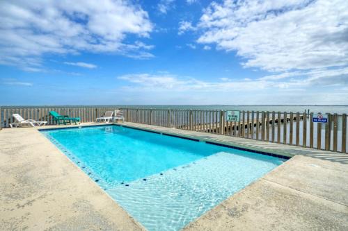 2 Homes on the Bay Shared Waterfront Pool Boat Dock Laguna Village Paradise