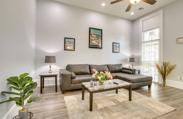 2 Mi to French Quarter: Walkable NOLA Home