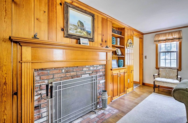 2 Mi to Shore: Home w/BBQ & Beach Gear in Mashpee