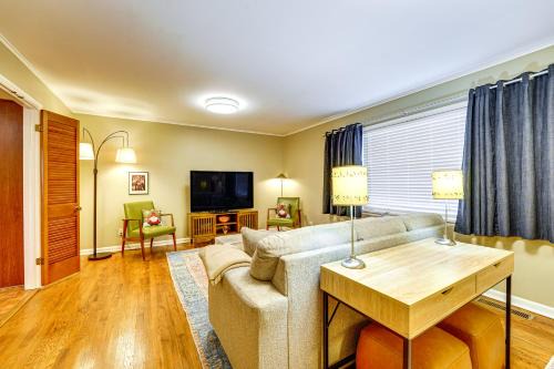 2 Mi to U of A Centrally Located Home with Patio!