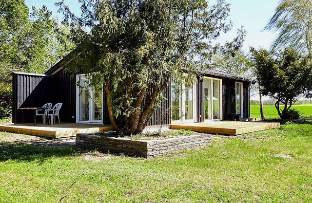 2 person holiday home in Holbæk