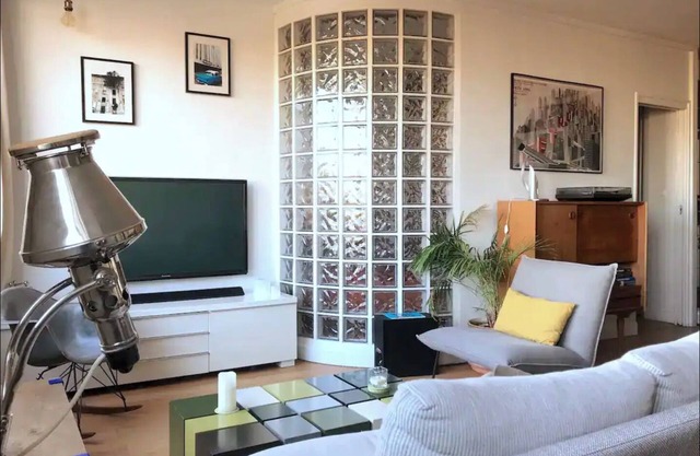 2 Pièces 45m² Lumineux Avec Ascenseur, Tout Équipé Bastille/nation