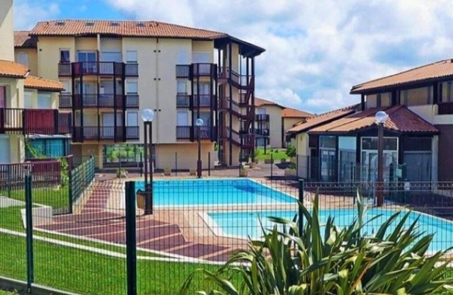2-star waterfront apartment in Vieux Boucau
