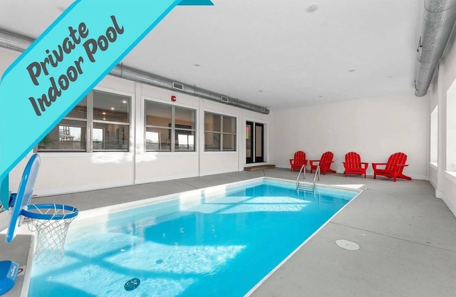 20% Off-Family & Luxury Home-Indoor Pool-Game Room