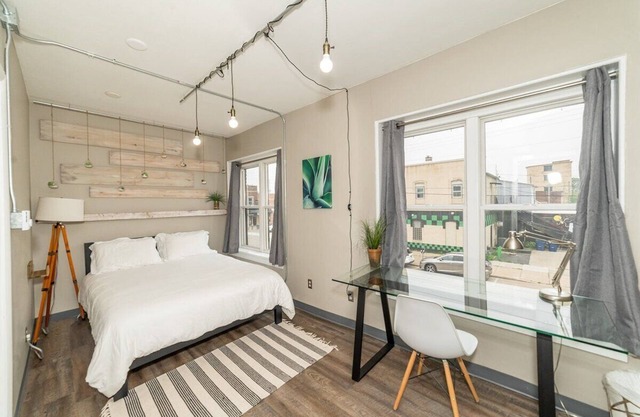 203 - Downtown 1 Bedroom Apartment