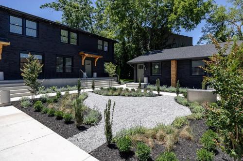 24-Guest Retreat The Nomad: Studio x2 1BR x4