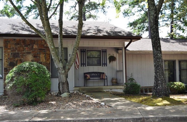 24CaboPl | Lake DeSoto Townhome | Sleeps 4