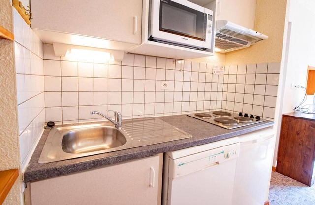 250m from ski slopes, 2nd floor, balcony, tv, ski locker, 25m², La Norma