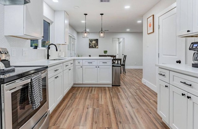3/2 Newly Remodeled Home, See for Yourself!