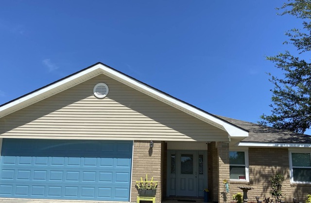 3 bdrm 2ba waterfront home. RV parking 30 mins from NOLA MONTHLY RENTAL