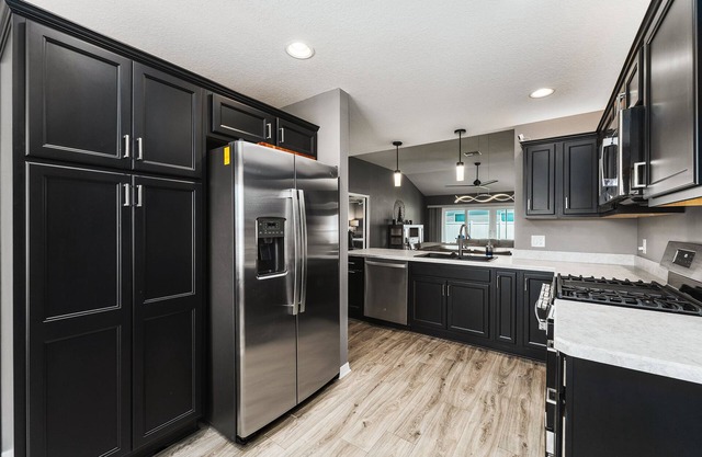 3 Bed 2 Bathroom Home in DeLuna with golf cart.