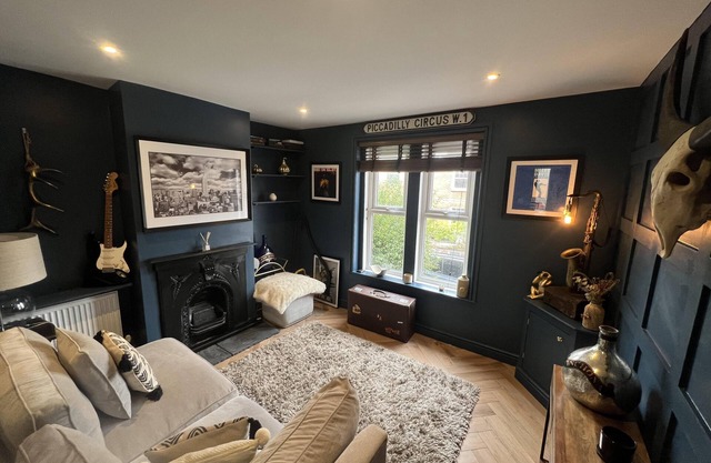 3 Bed Home - Sleeps 6, Garden, Pets, Free Parking