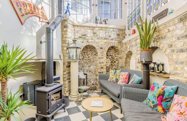 3 bedroom accommodation in Broadstairs