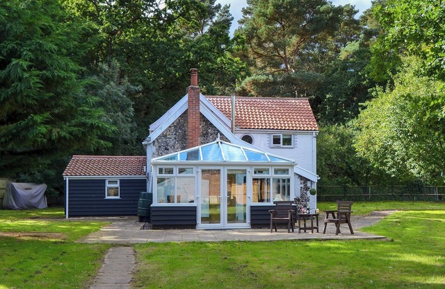 3 bedroom accommodation in Mundford