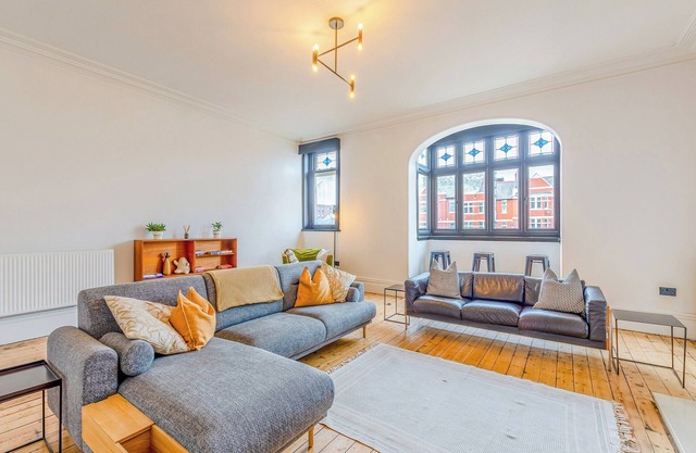 3 bedroom accommodation in St Annes