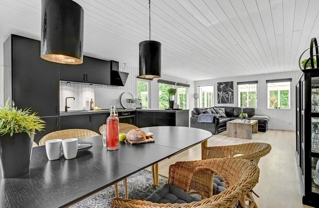 3 bedroom accommodation in Ebeltoft