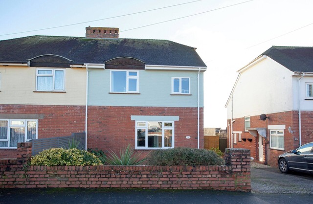 3 bedroom accommodation in Exmouth
