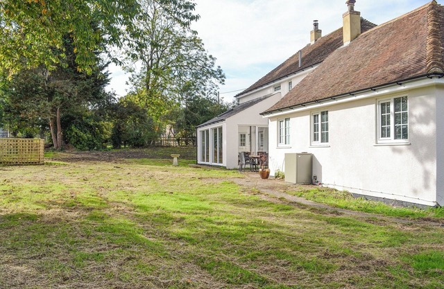 3 bedroom accommodation in Ripple, near Deal