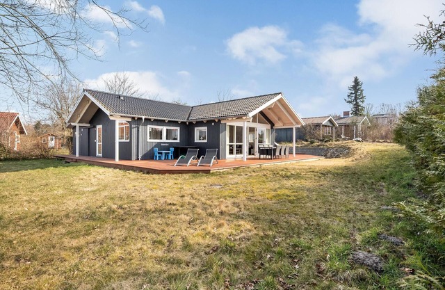 3 bedroom amazing home in Allingåbro
