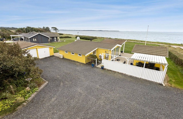 3 bedroom amazing home in Spøttrup