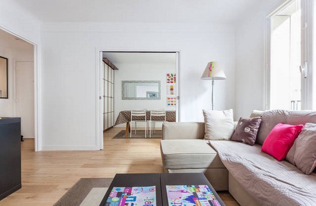 3 bedroom apartment in the heart of Versailles 1 min Versailles Rive Droite train station