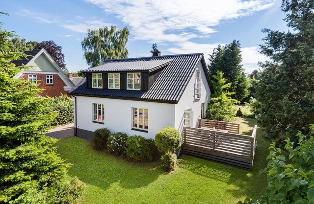 3 bedroom awesome home in Fjenneslev