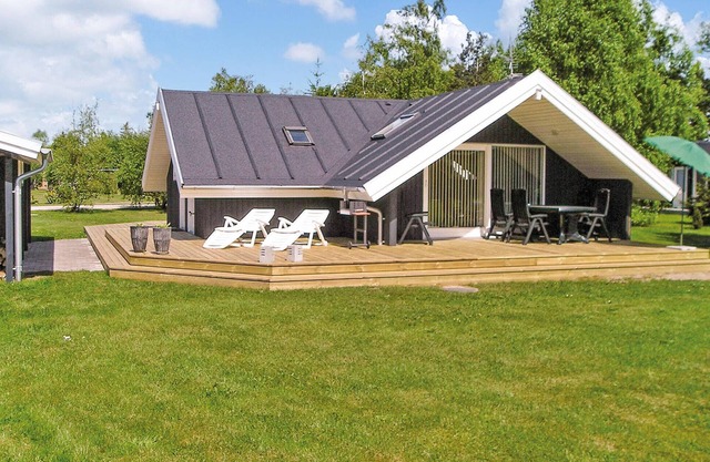 3 bedroom beautiful home in ørsted