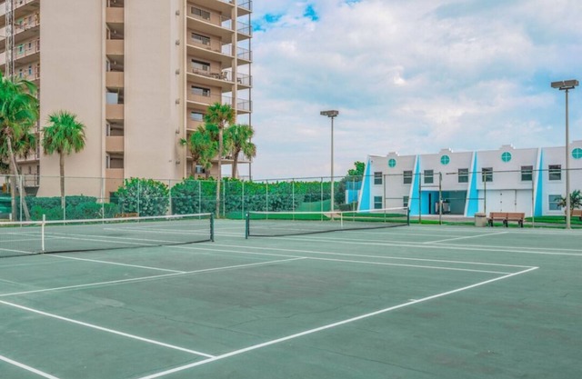 3 Bedroom Condo, Sleeps 10, at Turtle Reef Club on Jensen Beach!