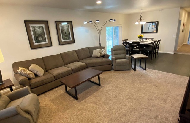 3-bedroom Duplex in Kenai - Minutes from Kenai and Soldotna!