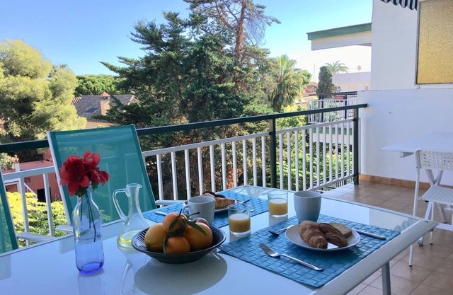 3 Bedroom Beautiful Apartment with Terrace