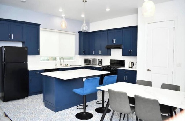 3 Bedroom Home Near Pearl Brewery/River Walk