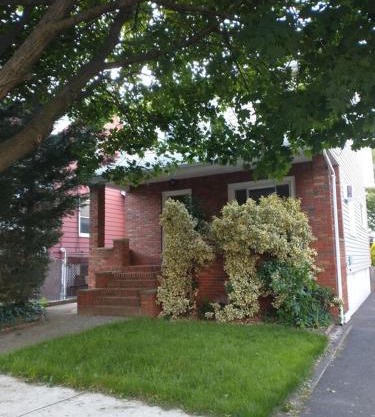 3 Bedroom House 2 Bath House Near New York