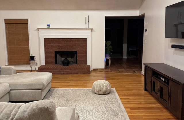 3-bedroom house in fabulous McDonough with AC