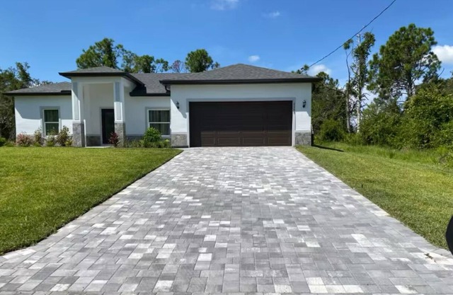 3-bedroom house in North Port with AC
