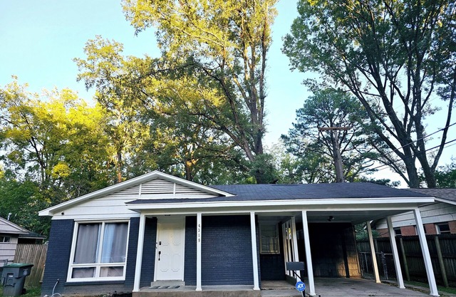 3-bedroom house in peaceful Memphis with AC, WiFi. Enjoy your stay