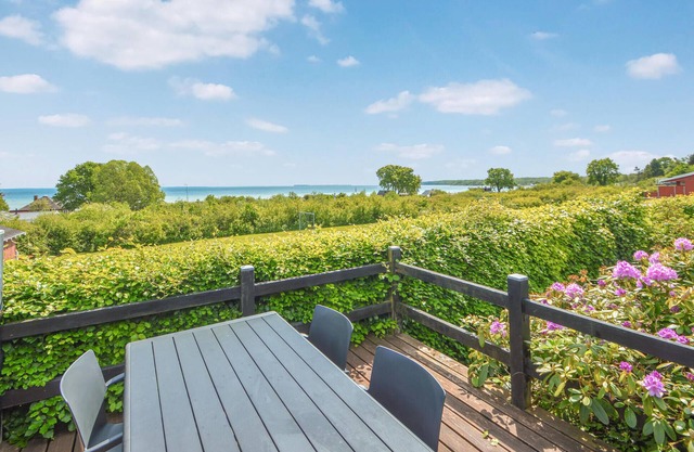 3 bedroom lovely home in Bjert