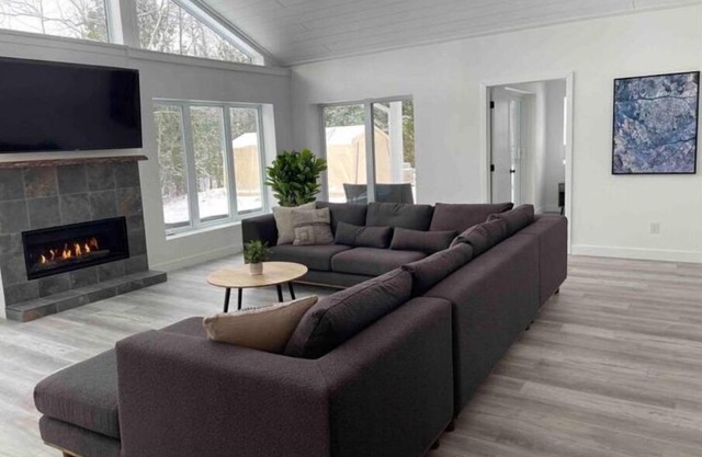 3-Bedroom Luxury Beach Housen