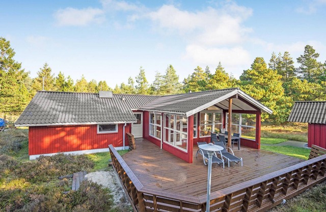 3 bedroom nice home in Blåvand