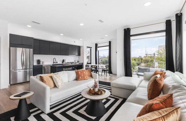 3 Bedroom Oasis on the River with 2 Private Patios