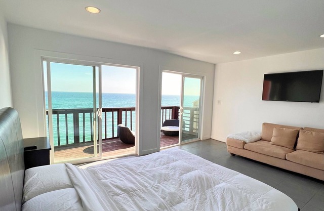 3-bedroom villa, 3 bath, 2 floors, spacious wardrobe, private parking, balconies