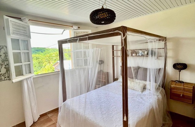 3-Bedroom Villa with Terraces and Tropical Garden Near Downtown Fort-de-France