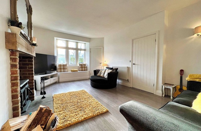 3 Bedrooms - 2 Bath Rooms - Dog Friendly - Beach