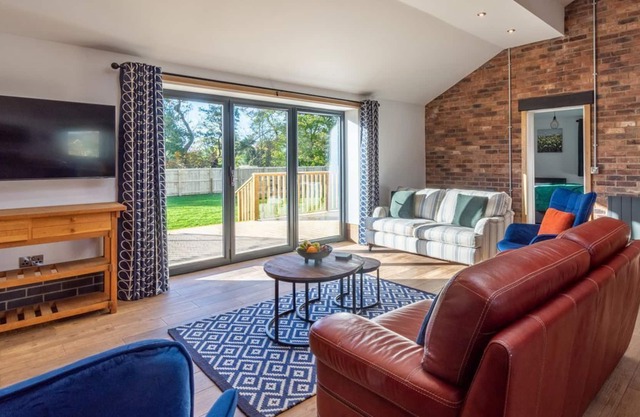 3 bedroom accommodation in East Ayton near Scarborough