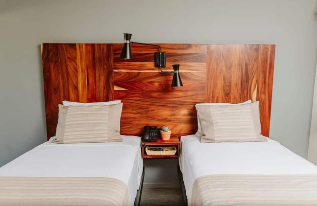 3 Luxurious Twin Suites with excellent lighting