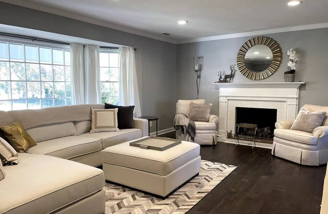 3 miles from Wake Forest University House/Winston-Salem-sleeps 12