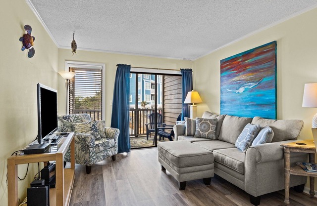 3 NIGHT MINIMUM! Gorgeous Ocean Side Condo With A Private Beach Access!