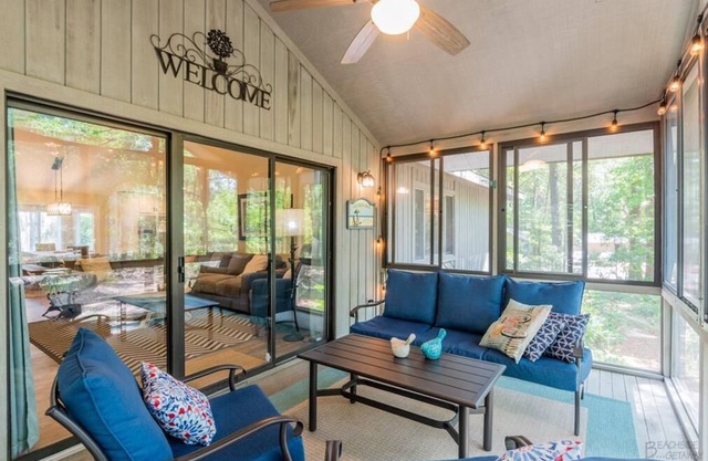 3 Rice Lane - 3 Bedroom Updated Sea Pines Home | 12 min walk to the beach