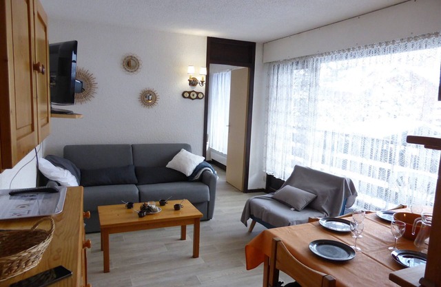 3-room apartment with pool and parking in Les Contamines-Montjoie
